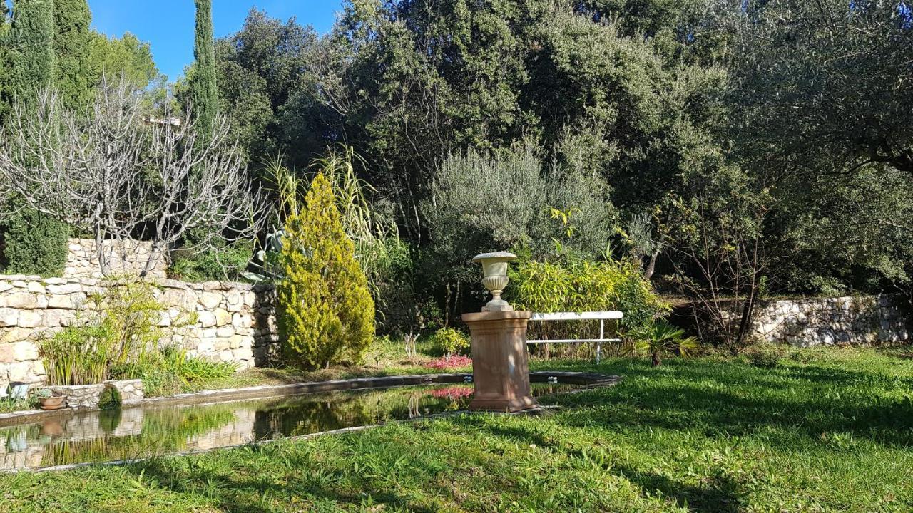 Bed and Breakfast Pierres Blanches Cotignac Exterior foto